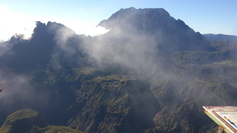 Exploring Réunion Island: A Paradise of Natural Wonders and Top 5 cuisines